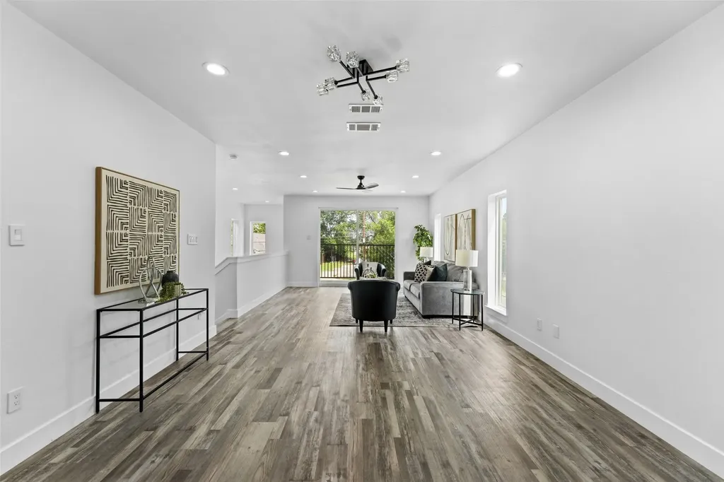 3142 Harmon Street Dallas TX 75215