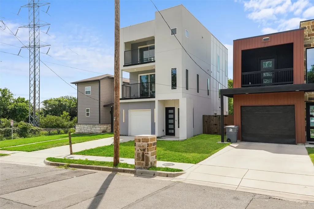 3142 Harmon Street Dallas TX 75215