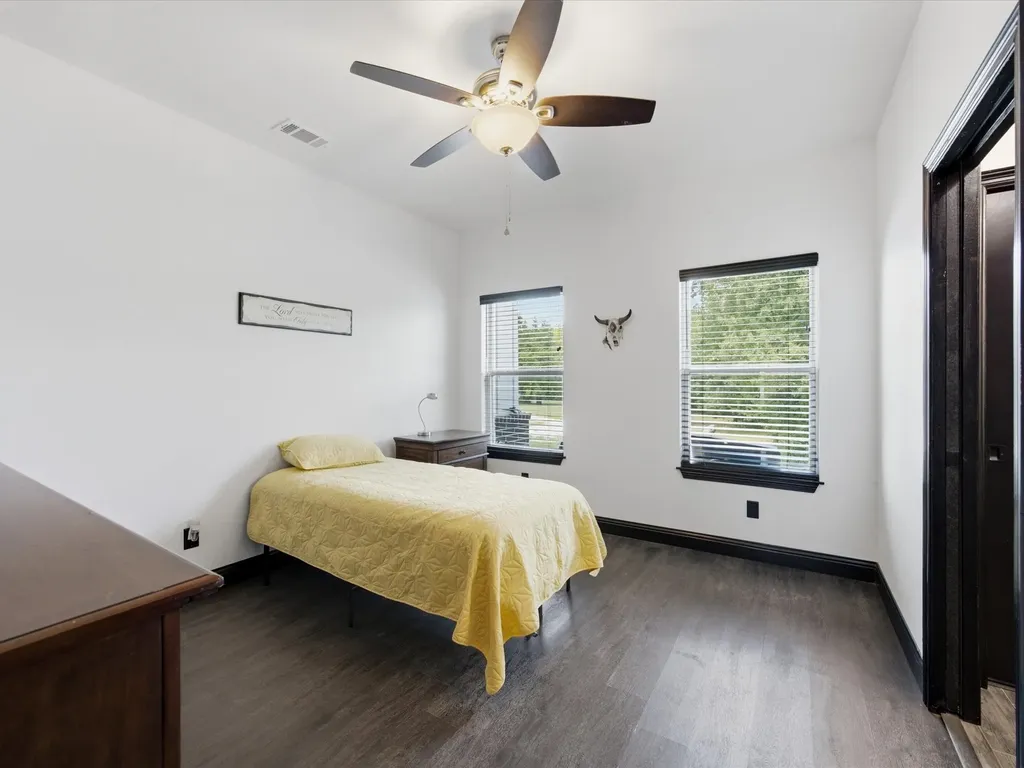 403 Polk Road Bowie TX 76230