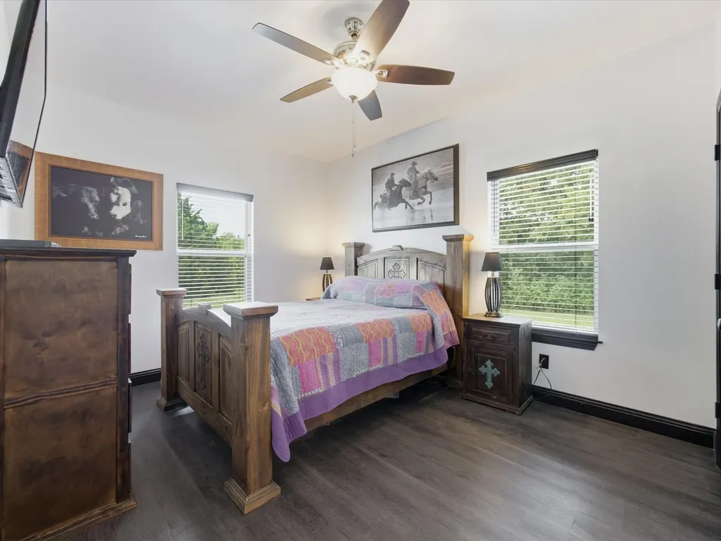 403 Polk Road Bowie TX 76230
