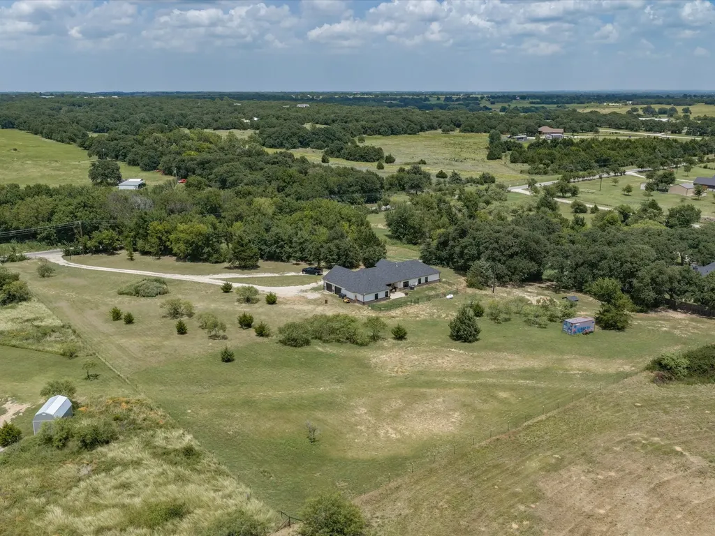403 Polk Road Bowie TX 76230