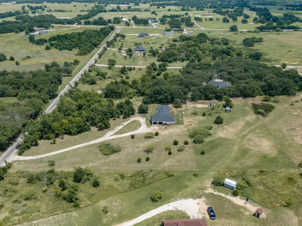 403 Polk Road Bowie TX 76230