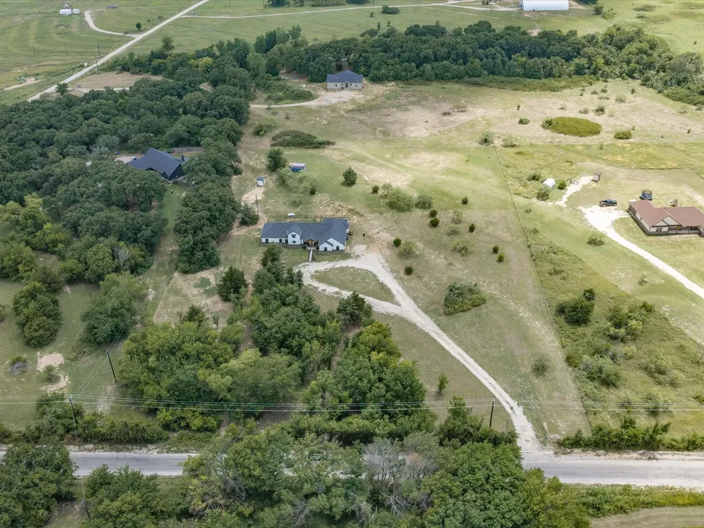 403 Polk Road Bowie TX 76230