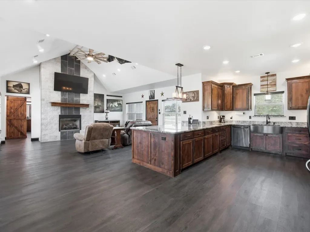 403 Polk Road Bowie TX 76230