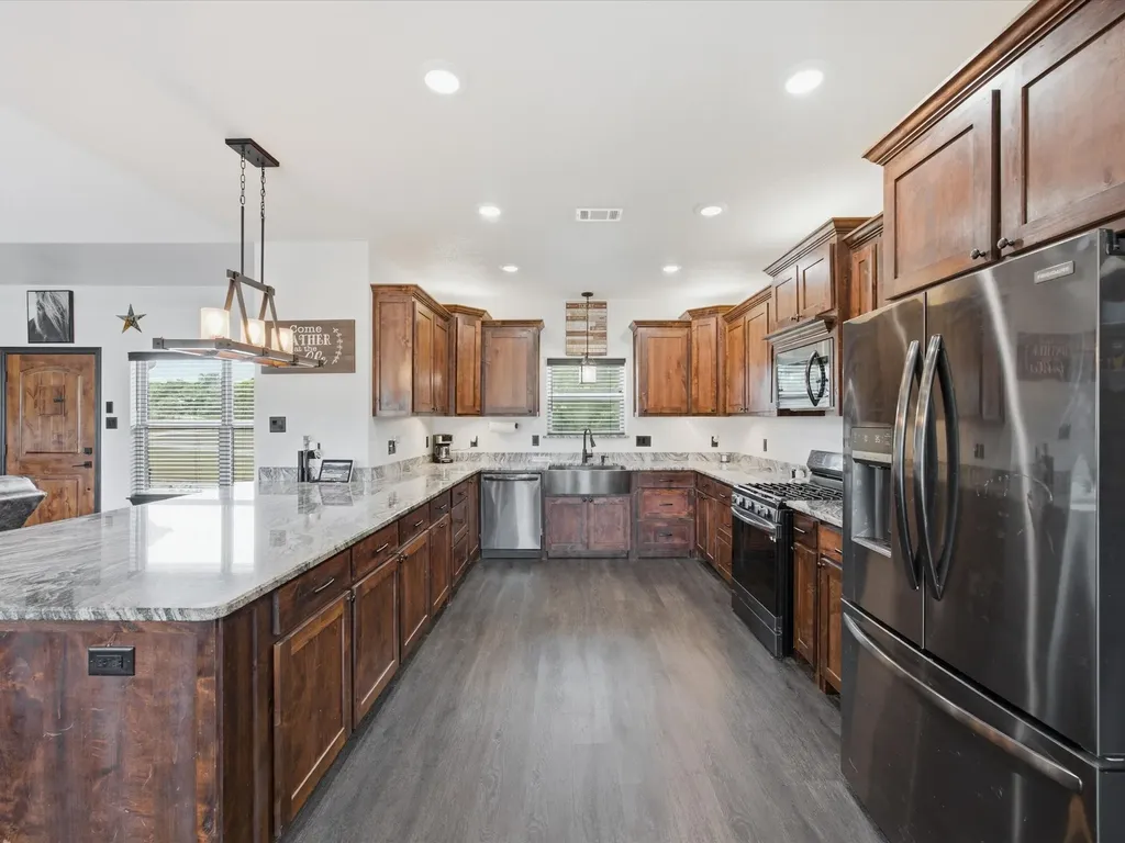 403 Polk Road Bowie TX 76230