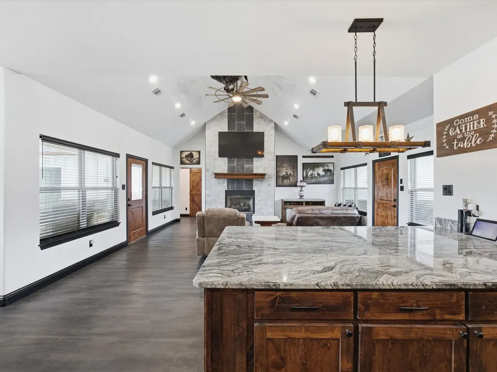 403 Polk Road Bowie TX 76230
