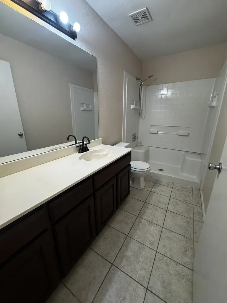 5615 Alicante Drive Arlington TX 76017