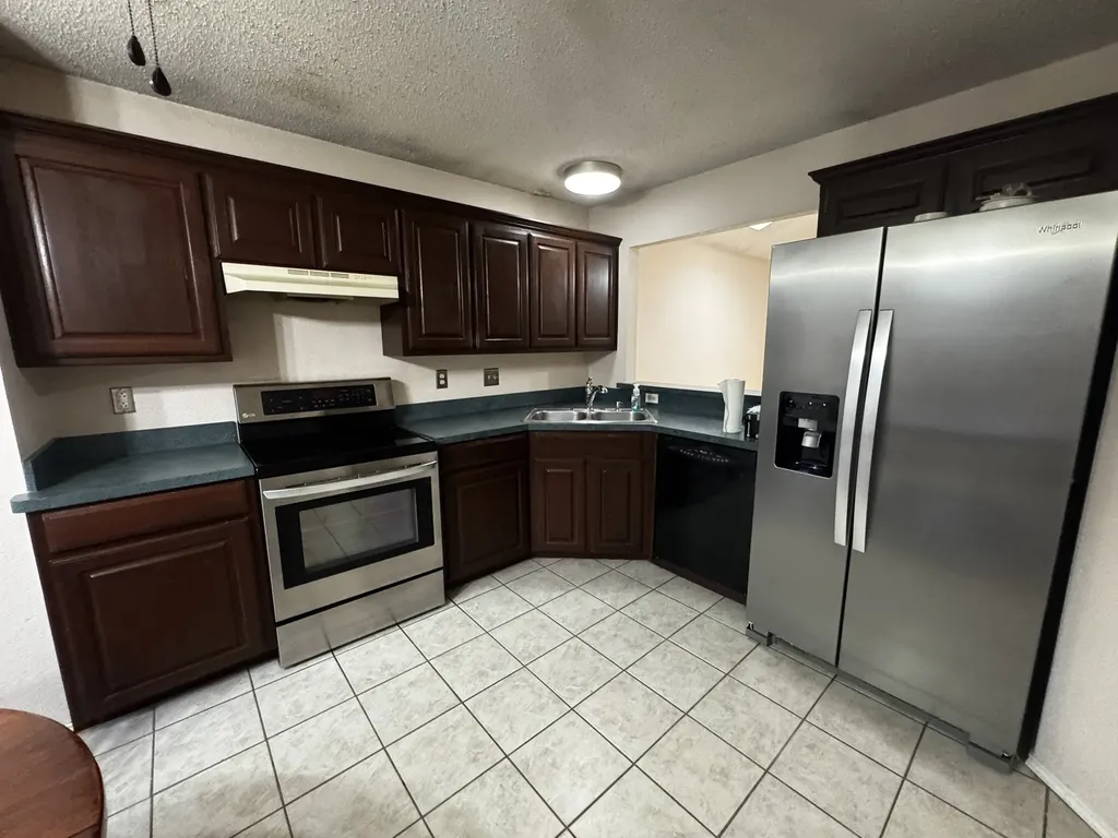 5615 Alicante Drive Arlington TX 76017