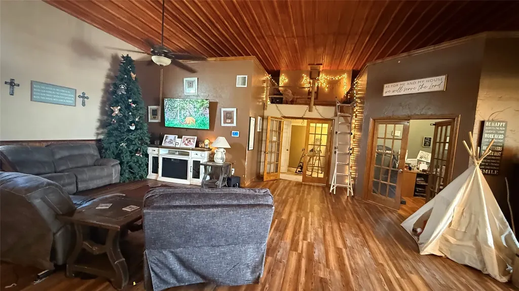 1302 20th Street Anson TX 79501