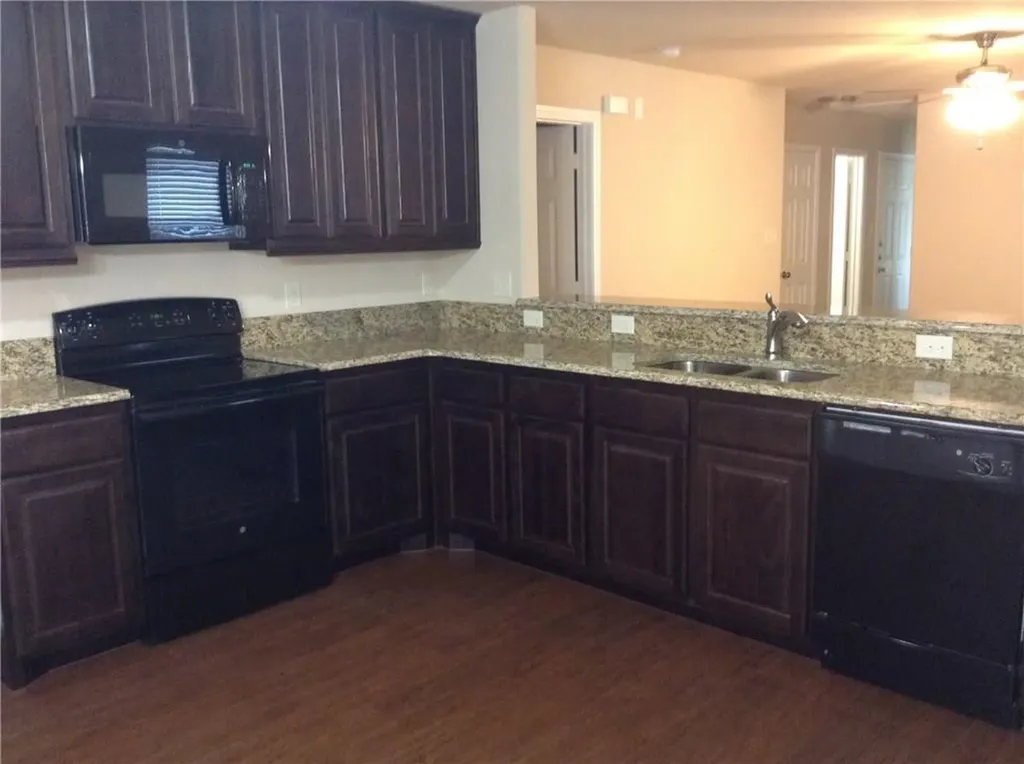 12100 Vista Oak Boulevard Burleson TX 76028