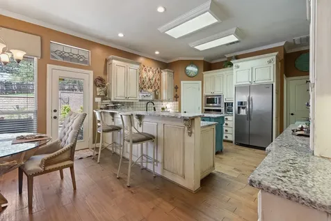 2829 Donnybrook Drive Burleson TX 76028