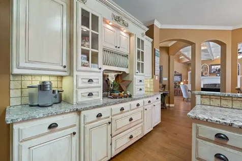 2829 Donnybrook Drive Burleson TX 76028