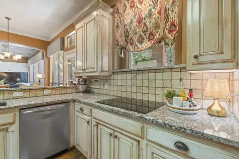 2829 Donnybrook Drive Burleson TX 76028