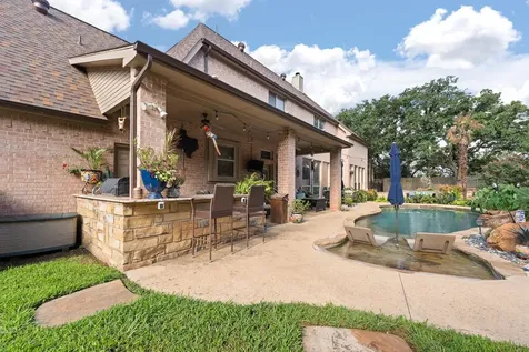2829 Donnybrook Drive Burleson TX 76028