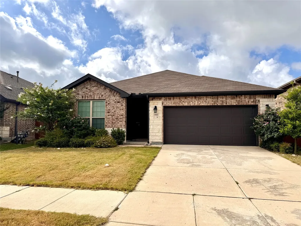 210 Windsor Forney TX 75126