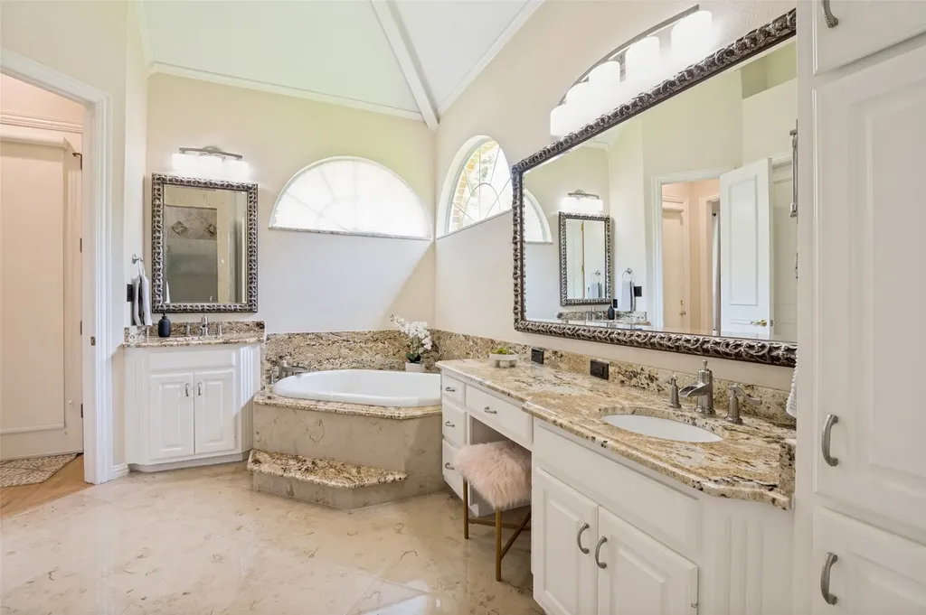 5420 Wescott Lane Dallas TX 75287