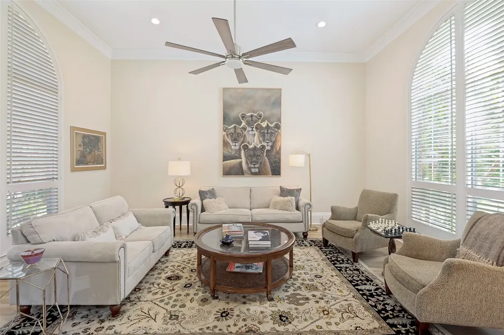 5420 Wescott Lane Dallas TX 75287