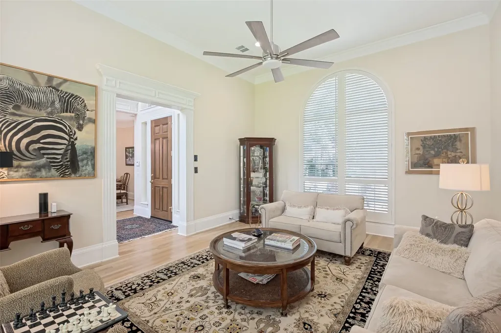 5420 Wescott Lane Dallas TX 75287