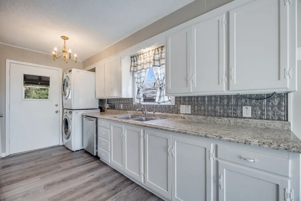 109 Churchill Lane Pottsboro TX 75076