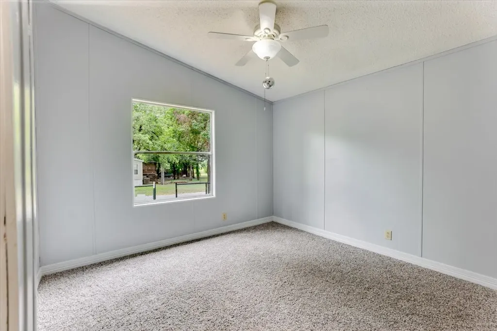 2316 SW 4th Avenue Mineral Wells TX 76067