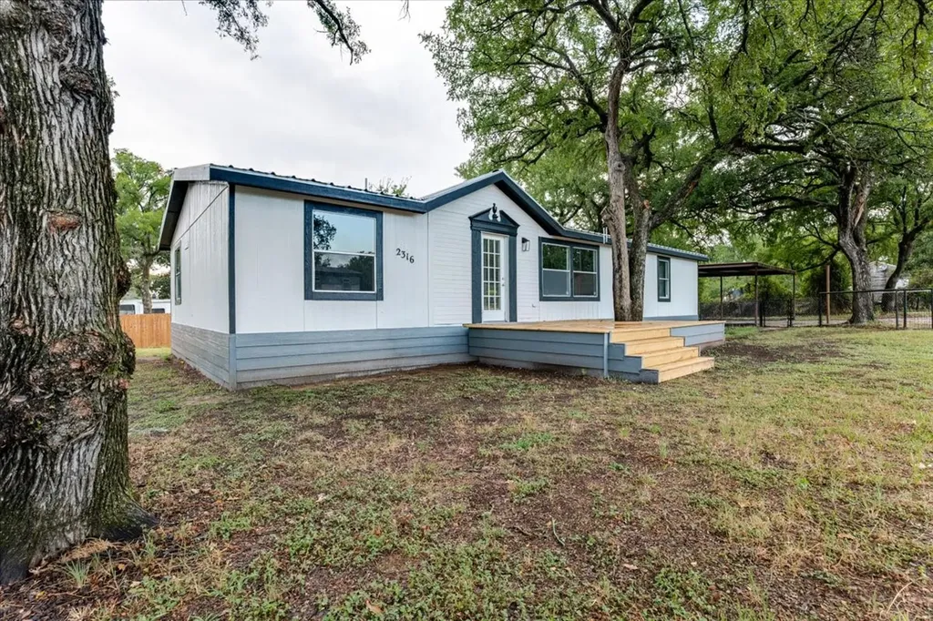 2316 SW 4th Avenue Mineral Wells TX 76067