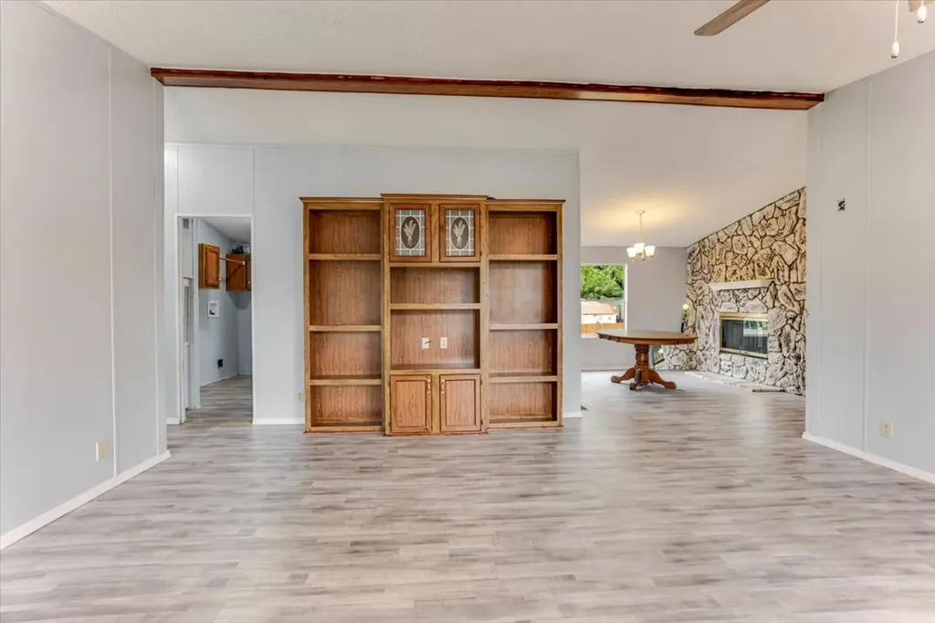 2316 SW 4th Avenue Mineral Wells TX 76067