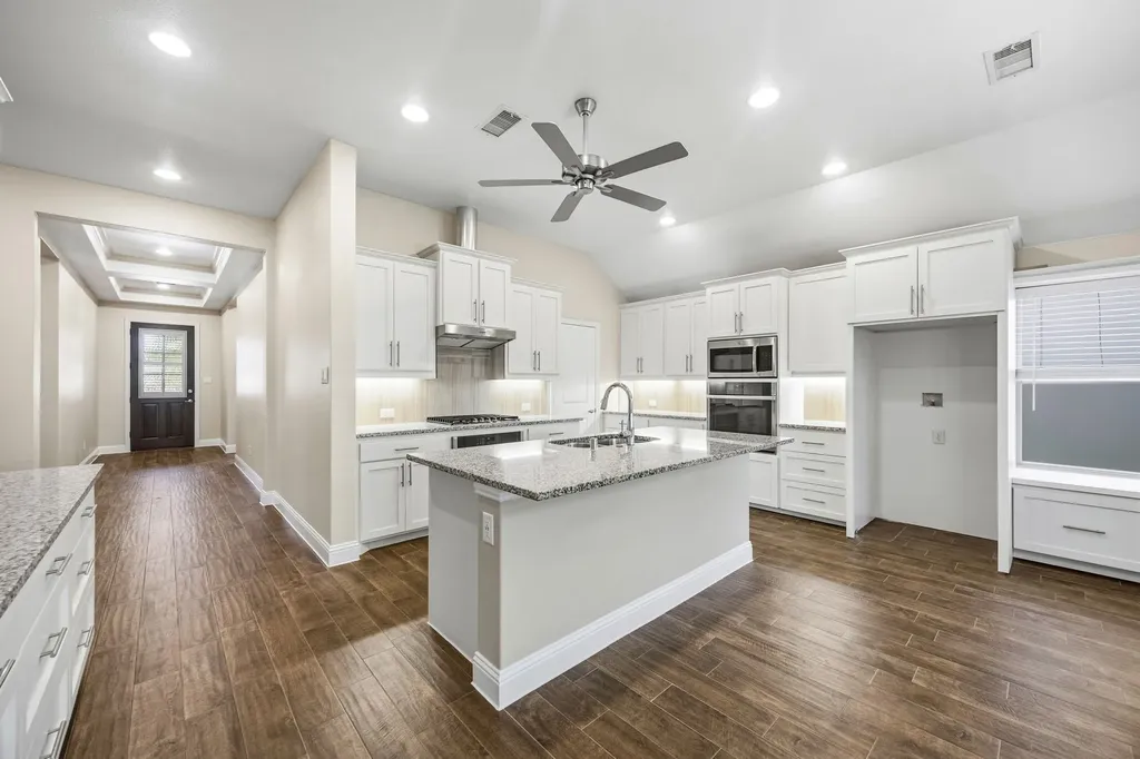 842 Mildren Lane Fate TX 75087