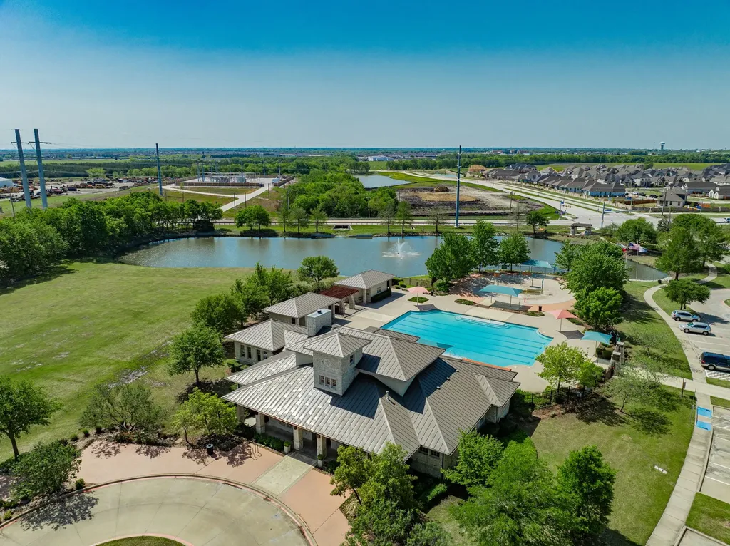 842 Mildren Lane Fate TX 75087