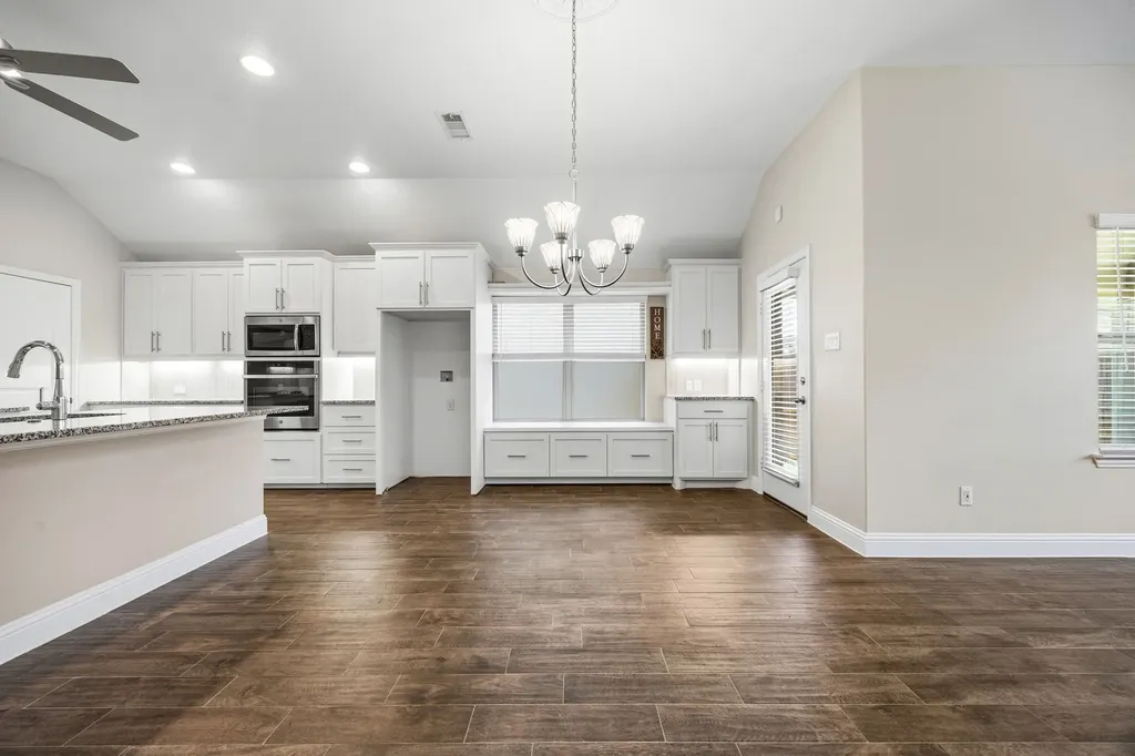 842 Mildren Lane Fate TX 75087