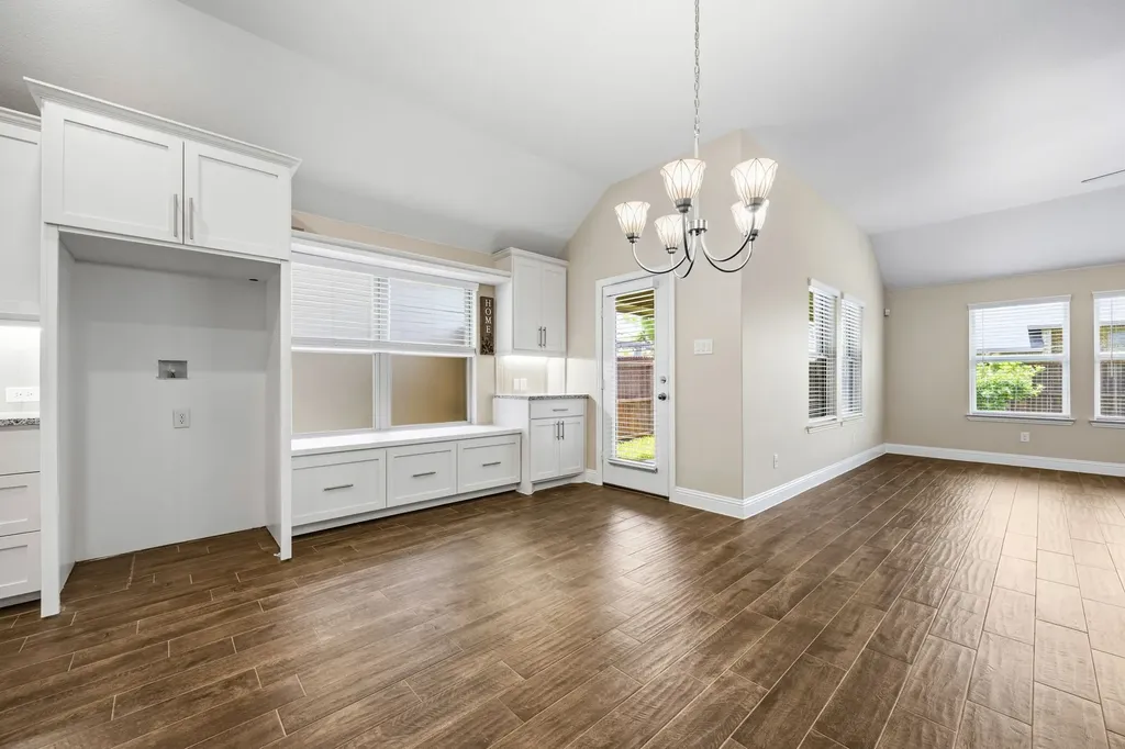 842 Mildren Lane Fate TX 75087