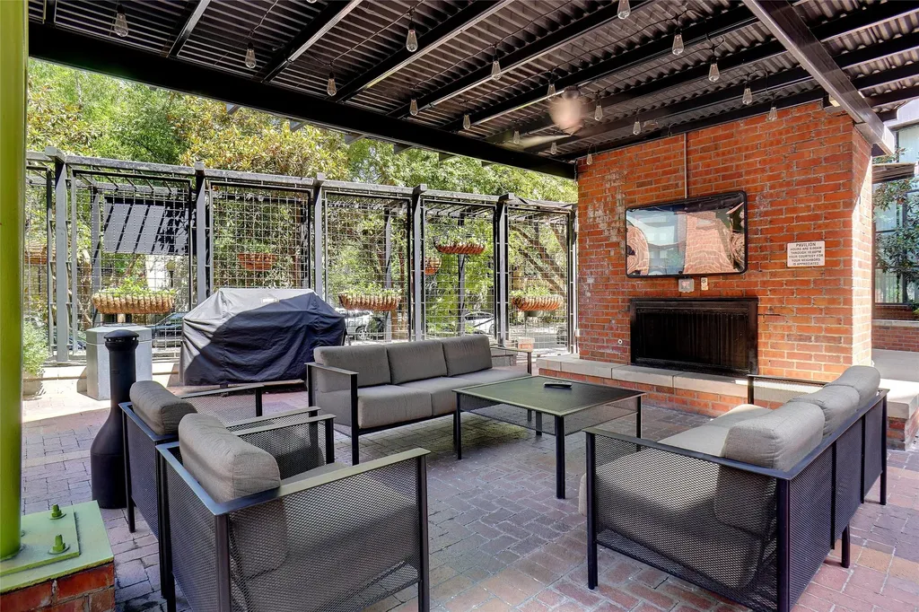 3110 Thomas Avenue Dallas TX 75204
