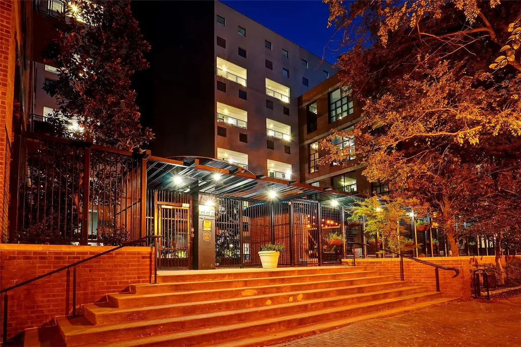 3110 Thomas Avenue Dallas TX 75204