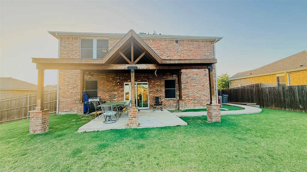 2620 Beech Creek Road Glenn Heights TX 75154