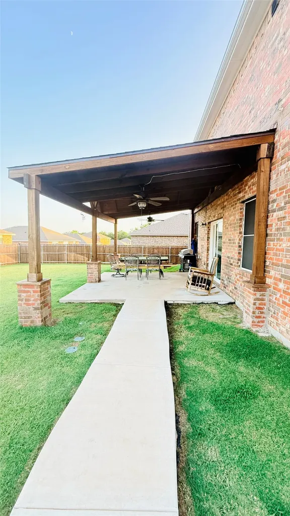 2620 Beech Creek Road Glenn Heights TX 75154