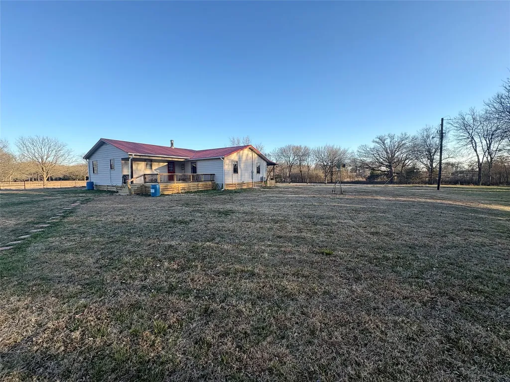 4926 County Road 3110 Campbell TX 75422