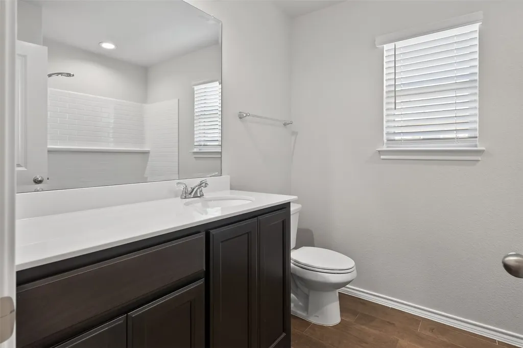 1600 Glade Meadows Drive Burleson TX 76058