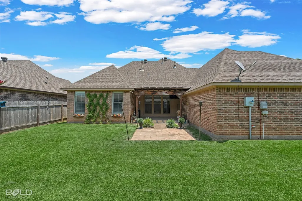 816 Eagles Nest Haughton LA 71037