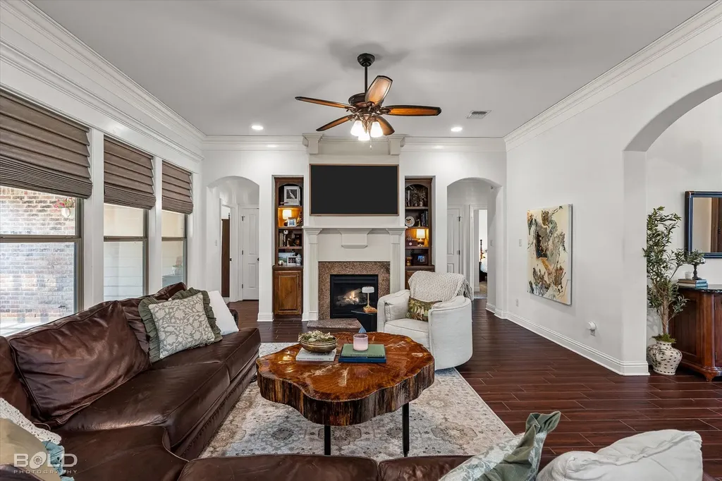 816 Eagles Nest Haughton LA 71037