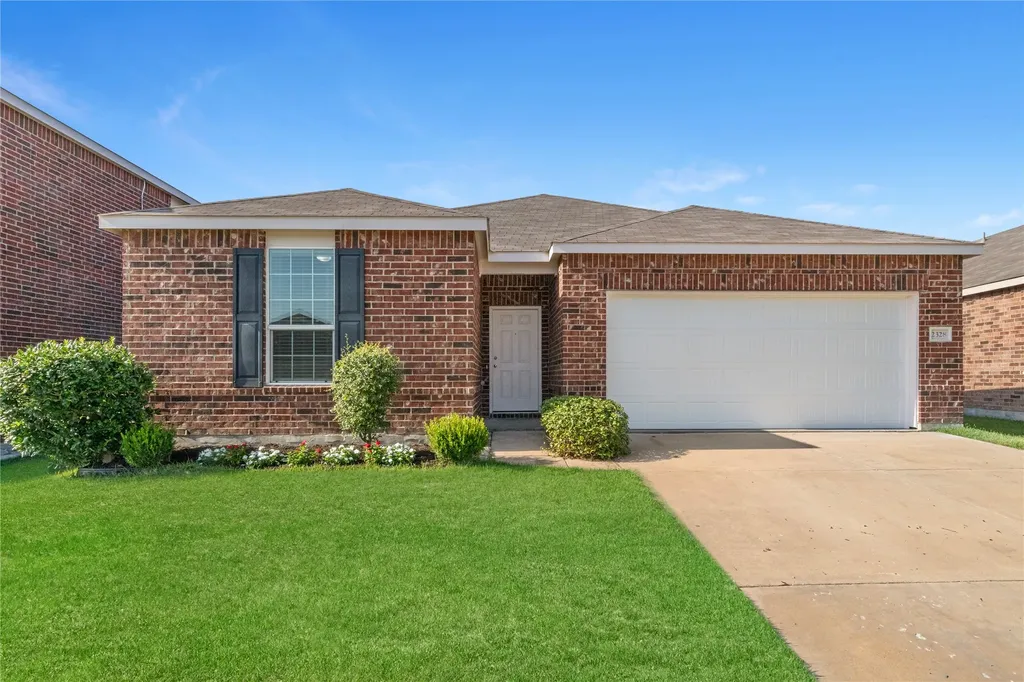 2328 Bernese Lane Fort Worth TX 76131
