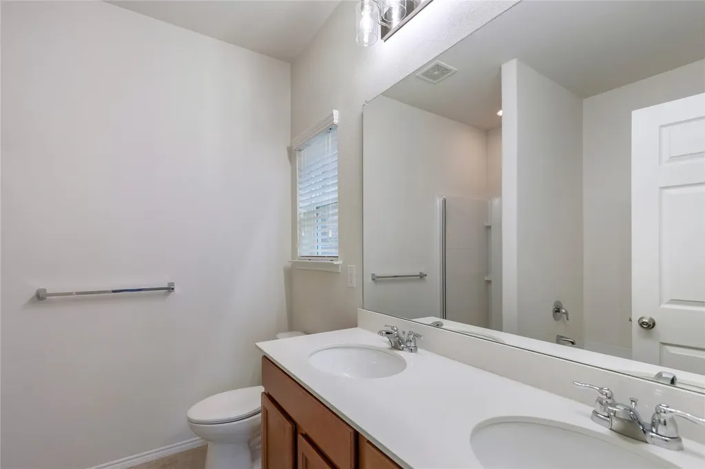 2328 Bernese Lane Fort Worth TX 76131