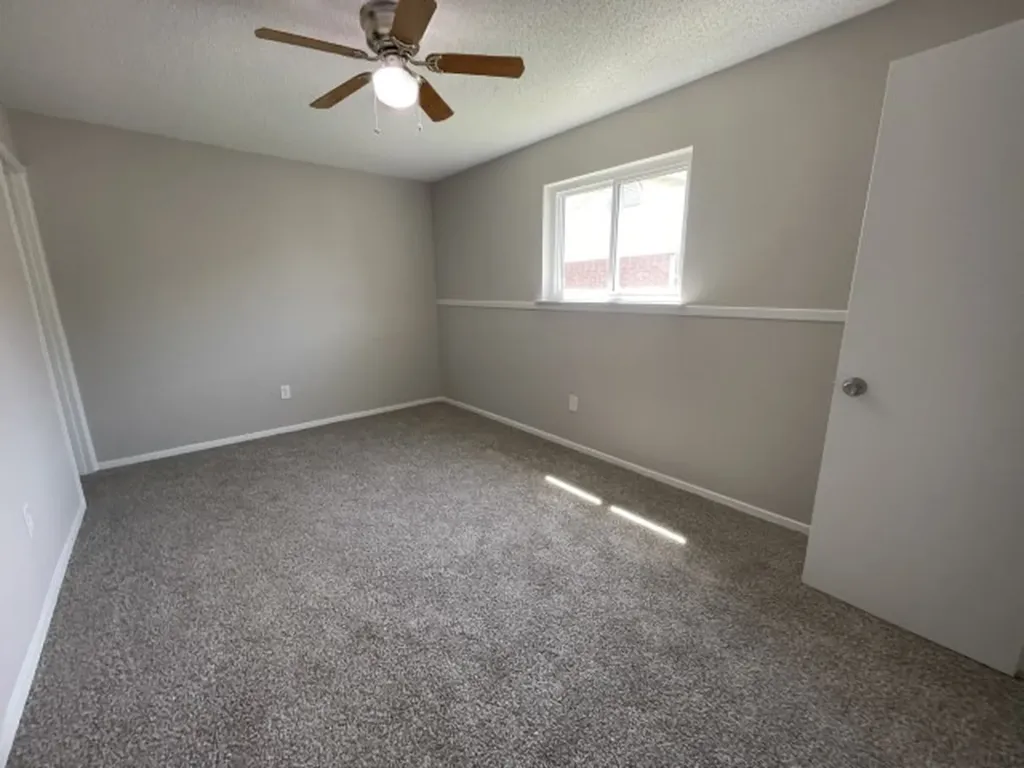 328 Hillside Court Burleson TX 76028