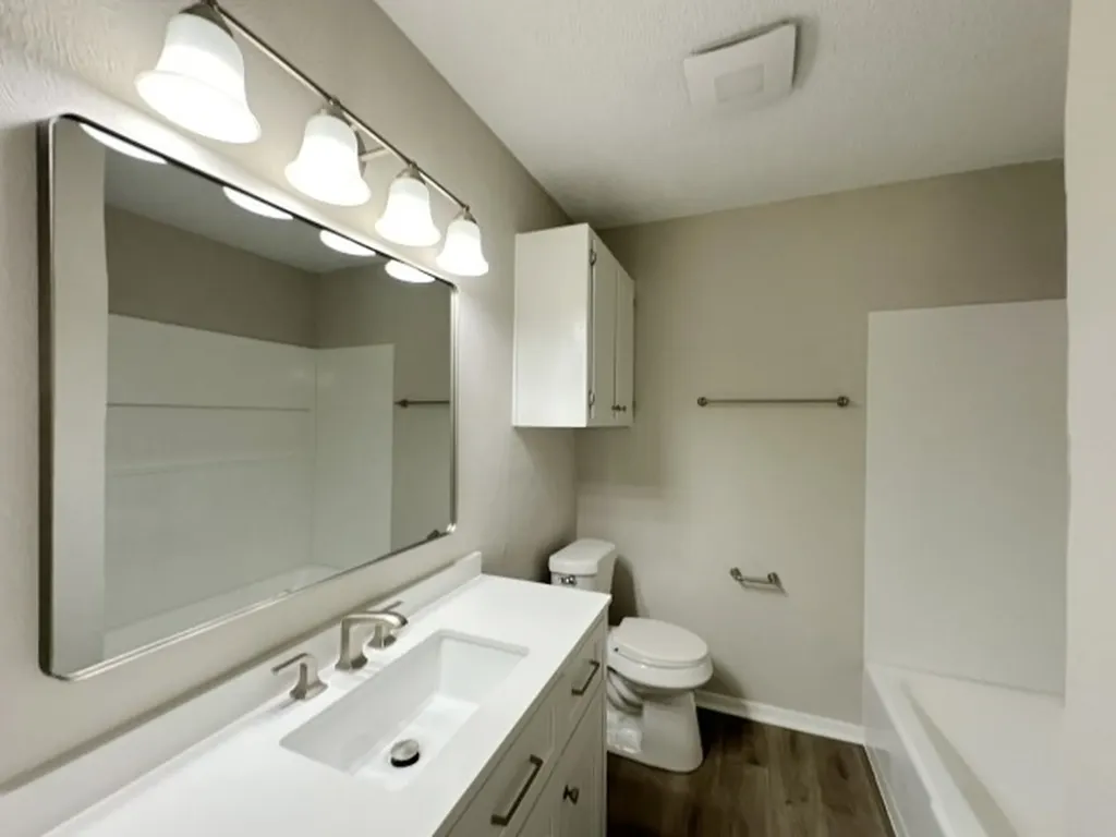 328 Hillside Court Burleson TX 76028