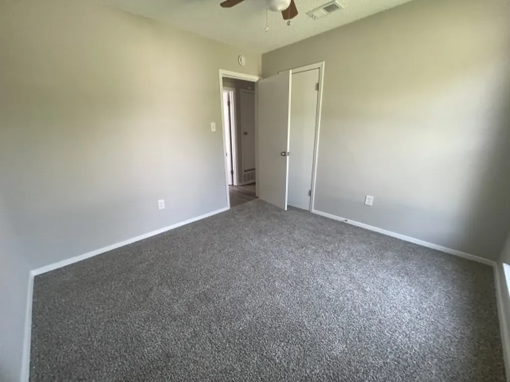 328 Hillside Court Burleson TX 76028
