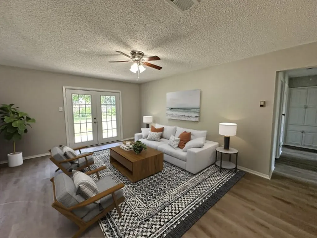328 Hillside Court Burleson TX 76028
