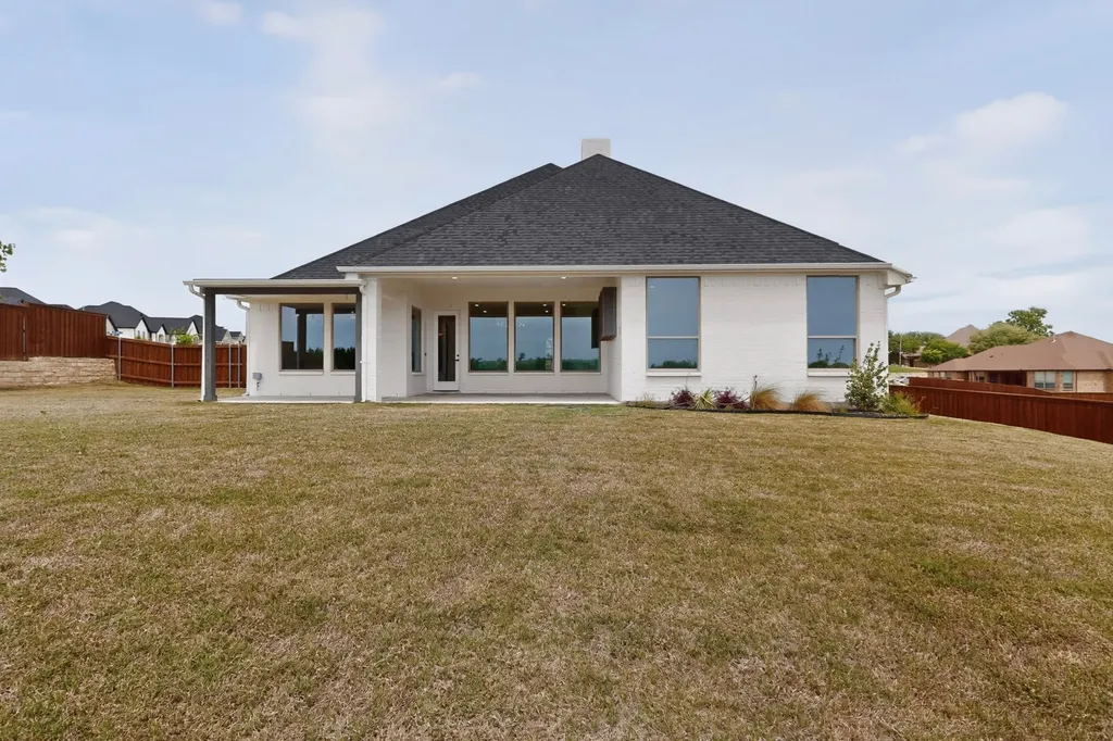 10813 Alta Sierra Drive Benbrook TX 76126