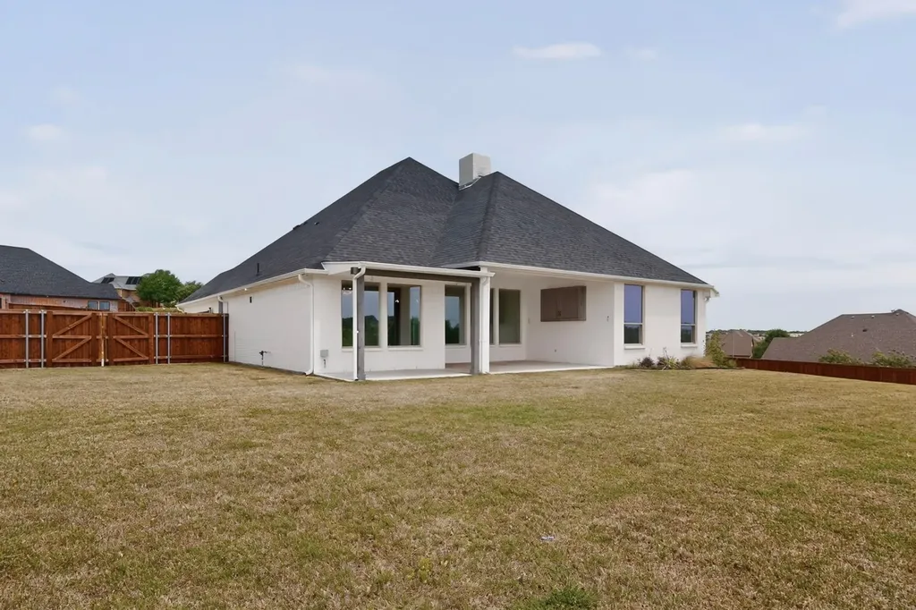 10813 Alta Sierra Drive Benbrook TX 76126