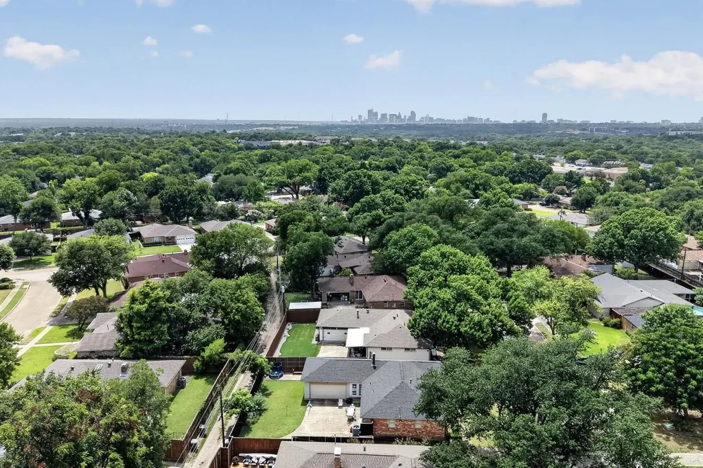 8420 Sweetwater Drive Dallas TX 75228