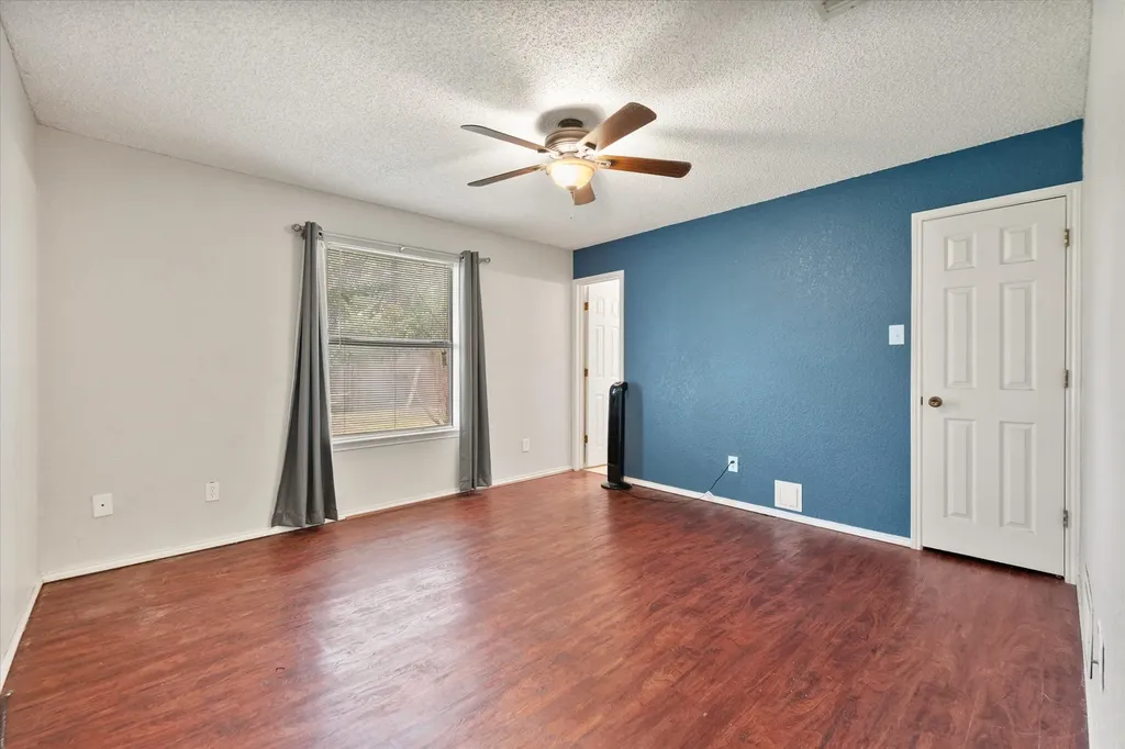 806 Wind Brooke Drive Arlington TX 76001