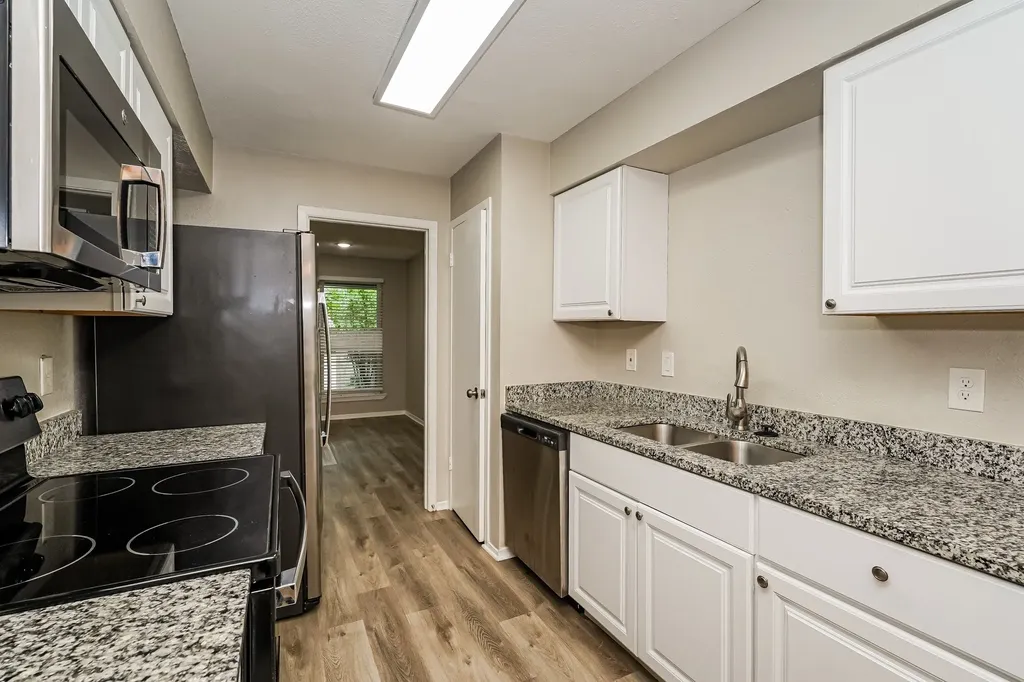 4804 Berridge Lane Dallas TX 75227