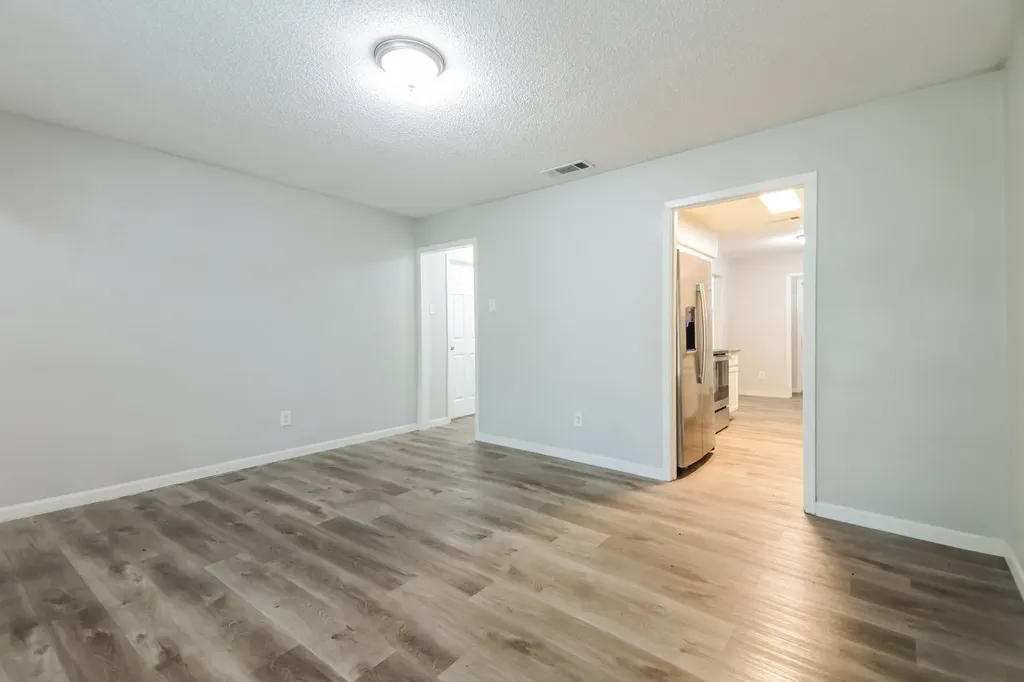 4804 Berridge Lane Dallas TX 75227